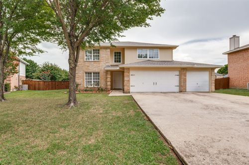 218 Jacob Ct, Glenn Heights, TX, 75154-3868 | Card Image