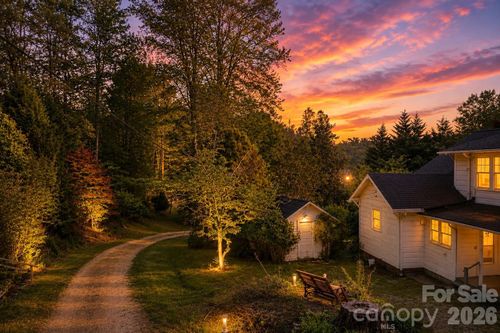484 Yancey Rd, Marion, NC, 28752-6292 | Card Image
