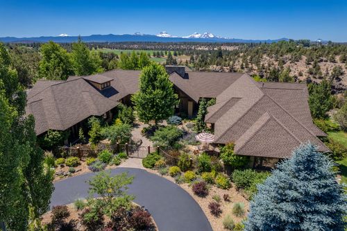 20450 Arrowhead Drive, Bend, OR, 97703 | Card Image