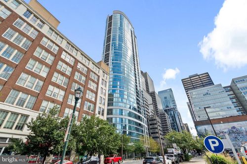 ph02-2101 Market St, PHILADELPHIA, PA, 19103-1333 | Card Image
