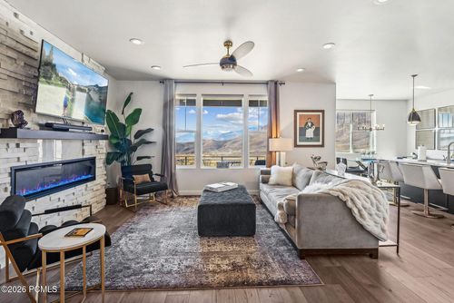 6061 Westridge Rd, Heber City, UT, 84032-5601 | Card Image