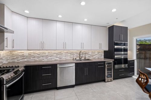 2623 Valencia Cyn, Spring Valley, CA, 91977-3366 | Card Image