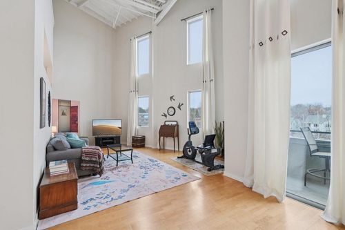 512-2080 N Commerce Street, Milwaukee, WI, 53212 | Card Image