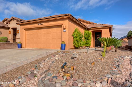 512 W Bazille Way, Green Valley, AZ, 85614 | Card Image