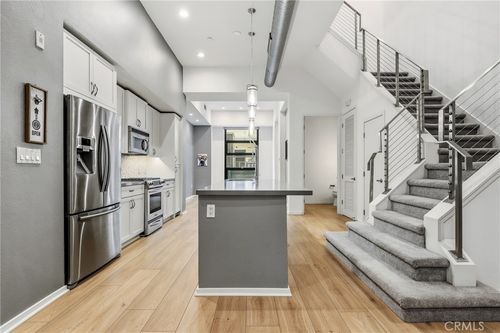 118-133 The Promenade N, Long Beach, CA, 90802-4734 | Card Image