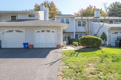 27 Sandpiper Drive, Townhouse with 2 bedrooms, 2 bathrooms and null parking in Sayreville NJ | Image 3