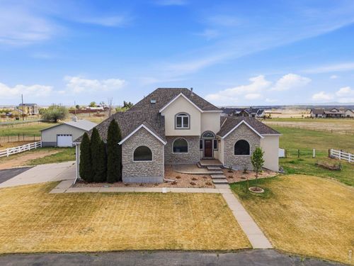 8952 Gander Valley Ln, Windsor, CO, 80550 | Card Image
