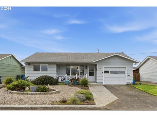 1841 Umpqua Rd, Woodburn, OR, 97071-2440 | Card Image