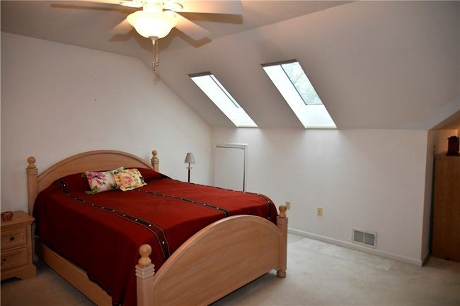102 Linden Ct, Condo with 3 bedrooms, 3 bathrooms and 2 parking in Seven Fields PA | Image 41