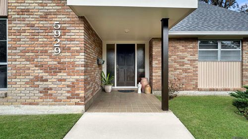 5929 Menlo Dr, Baton Rouge, LA, 70808-5050 | Card Image