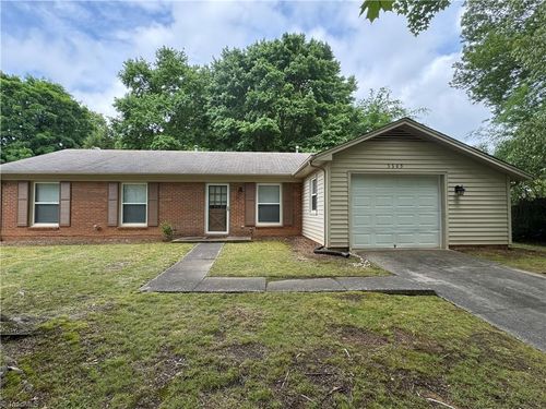 5503 Courtfield Dr, Greensboro, NC, 27455-1109 | Card Image