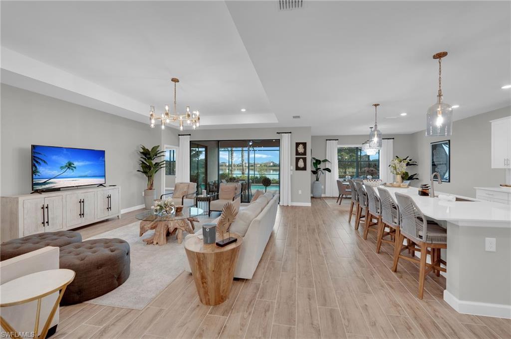 Residential Lease in ESTERO 2