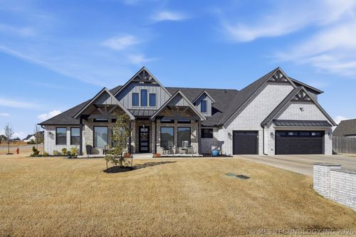 15903 E 106th Street N, Owasso, OK, 74055 | Card Image