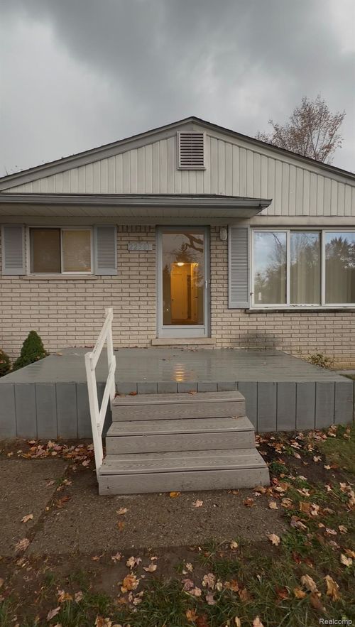 22581 Purdue Ave Avenue, Farmington Hills, MI, 48336 | Card Image