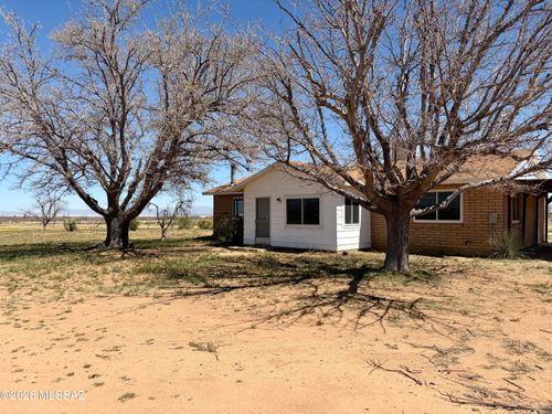 406 W Papago Way, Cochise, AZ, 85606-8715 | Card Image