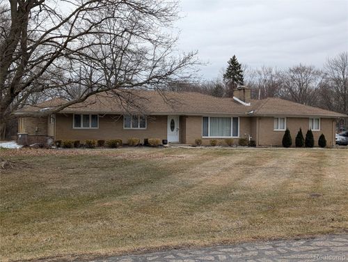 28156 San Marino Dr, Southfield, MI, 48034-1507 | Card Image