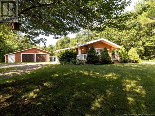 98 Ontario Dr, Boundary Creek, NB, E1G3W9 | Card Image