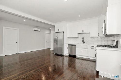 1a-174 Coram Ave, Shelton, CT, 06484-3322 | Card Image