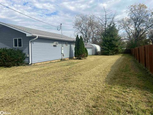422 S 13th St, Clarinda, IA, 51632-2701 | Card Image