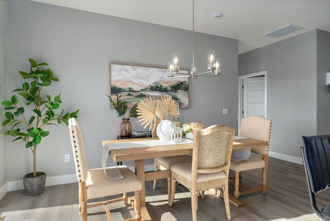 Dining Area | Image 10