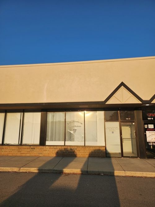 unit-6-125 E State Rd, Island Lake, IL, 60042-9603 | Card Image