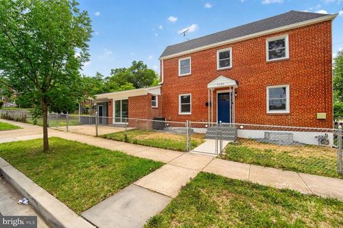 1101 46th Pl Se, WASHINGTON, DC, 20019-4939 | Card Image