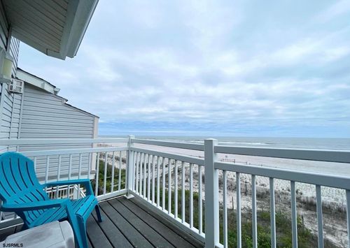 512 E Brigantine Ave, Brigantine, NJ, 08203-3147 | Card Image