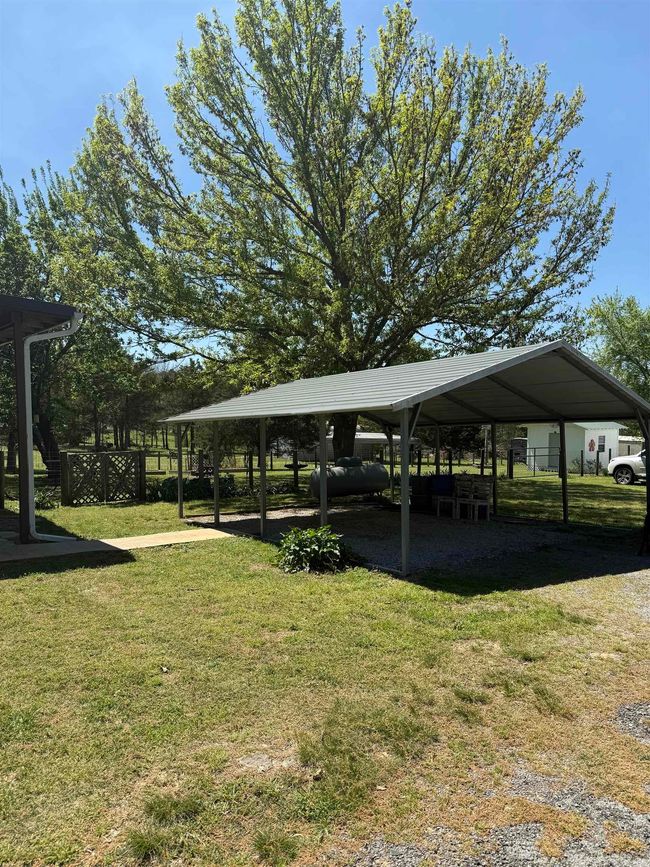 379 Heigle Rd, House other with 3 bedrooms, 2 bathrooms and null parking in Tumbling Shoals AR | Image 4