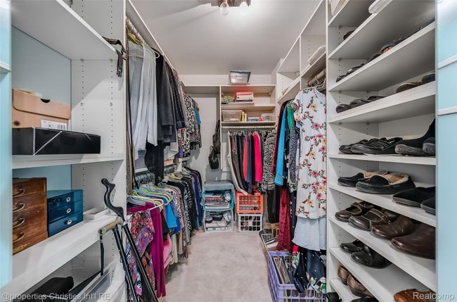 Primary walk in closet | Image 16