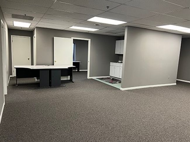 Suite 212 | Image 19