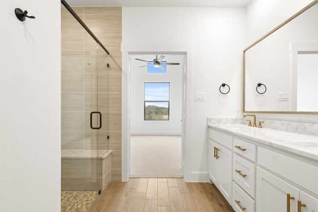018-12516AudubonTrail-Rowlett-TX-75089-PrimaryBathroom.jpg-SMALL | Image 18