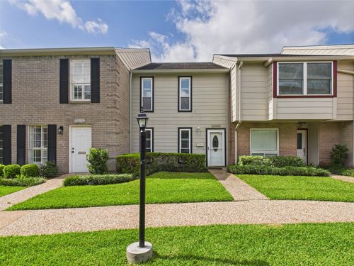 326-10380 Briar Forest Dr, Houston, TX, 77042-2411 | Card Image