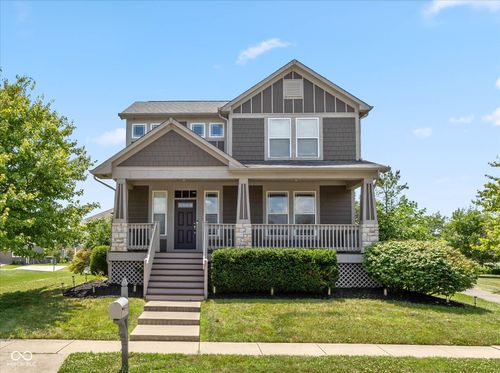 7149 Wilshire Way, Avon, IN, 46123-9323 | Card Image