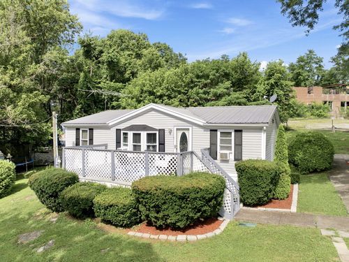 203 College St, Sadieville, KY, 40370-9520 | Card Image