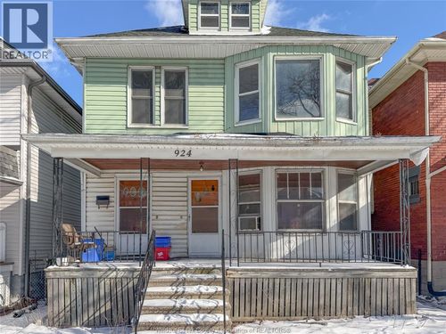 924 Windermere Rd, Windsor, ON, N8Y3E4 | Card Image