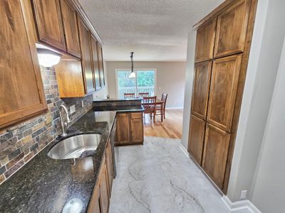 1823 W 140th Street, Townhouse with 3 bedrooms, 1 bathrooms and null parking in Burnsville MN | Image 2