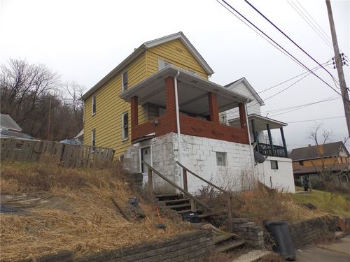 523 Delaware Ave, Glassport, PA, 15045-1450 | Card Image