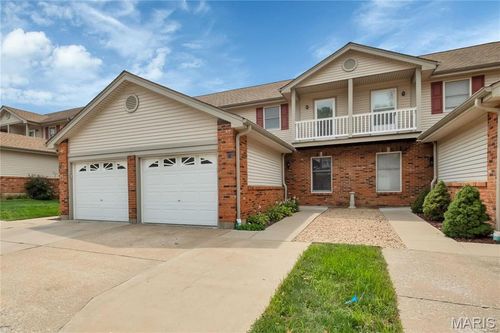 213 Deer Hollow Ct, O Fallon, MO, 63366-4333 | Card Image