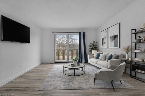 5-358 Grey St, Brantford, ON, N3S4X4 | Card Image