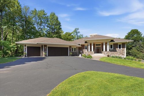 1415 Thelen Farm Trl, Houlton, WI, 54082-2062 | Card Image