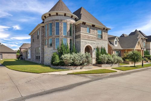 4209 Whispering Willow Way, Arlington, TX, 76005-1172 | Card Image