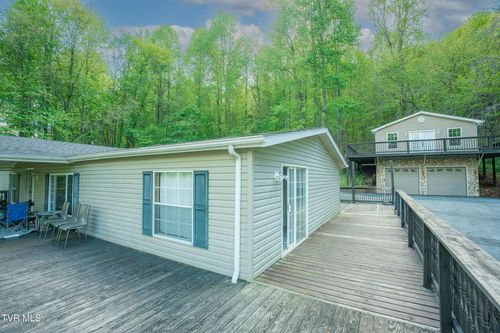 100 Edwards Ridge Rd, Erwin, TN, 37650-4070 | Card Image