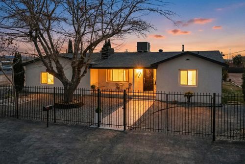 202 Wayne Rd Nw, Albuquerque, NM, 87114-1030 | Card Image