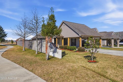 103 Acacia Ln, Abbeville, LA, 70510-2907 | Card Image