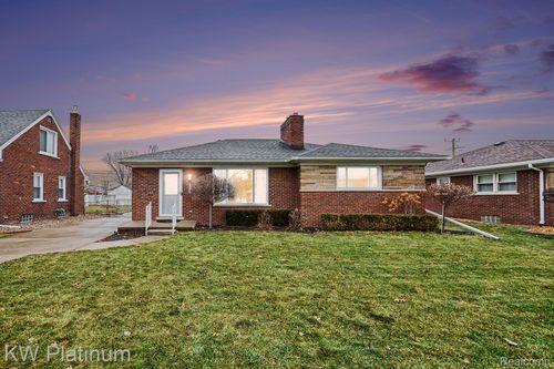 22825 Rosedale St, Saint Clair Shores, MI, 48080-3864 | Card Image