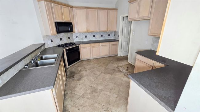 2939 Rosefield Dr, House other with 3 bedrooms, 2 bathrooms and 2 parking in Houston TX | Image 18