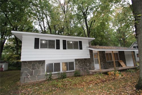 34 Bright Oaks Dr, Rochester, NY, 14624-4736 | Card Image