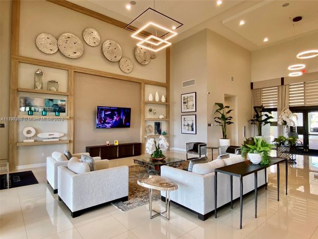 10607 W 34 Th Ct, Townhouse with 3 bedrooms, 3 bathrooms and null parking in Hialeah FL | Image 28
