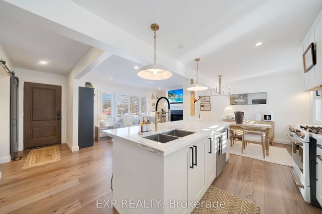 4652 Queensway Gdns, House other with 3 bedrooms, 2 bathrooms and 2 parking in Niagara Falls ON | Image 13