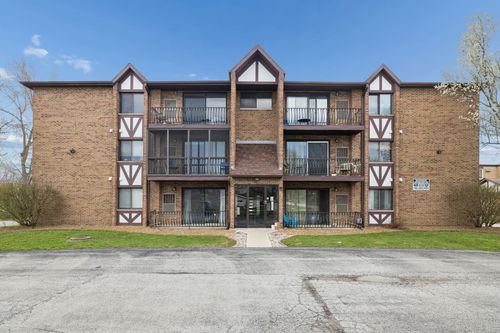 apt-3d-17525 71st Ct, Tinley Park, IL, 60477-3387 | Card Image
